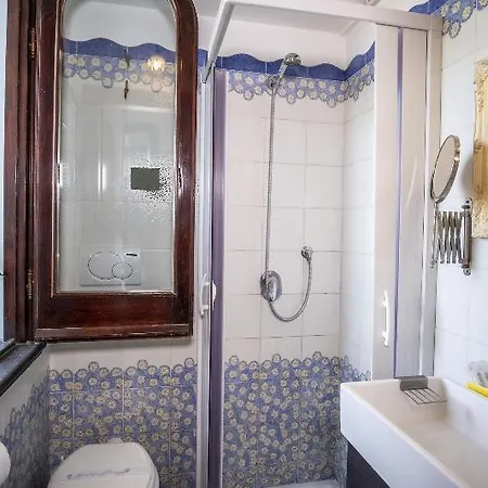 Monica Сорренто